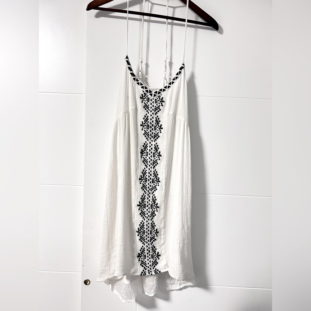 Volcom White and Black Embroidered Dress